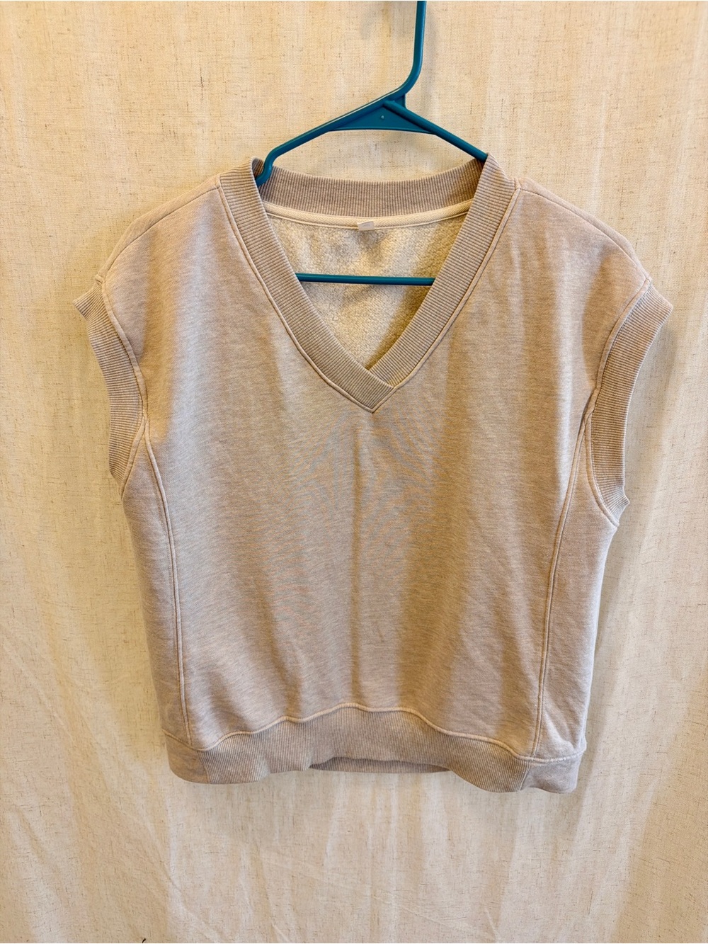 Sleeveless V-Neck Sweatshirt Top in Light Beige